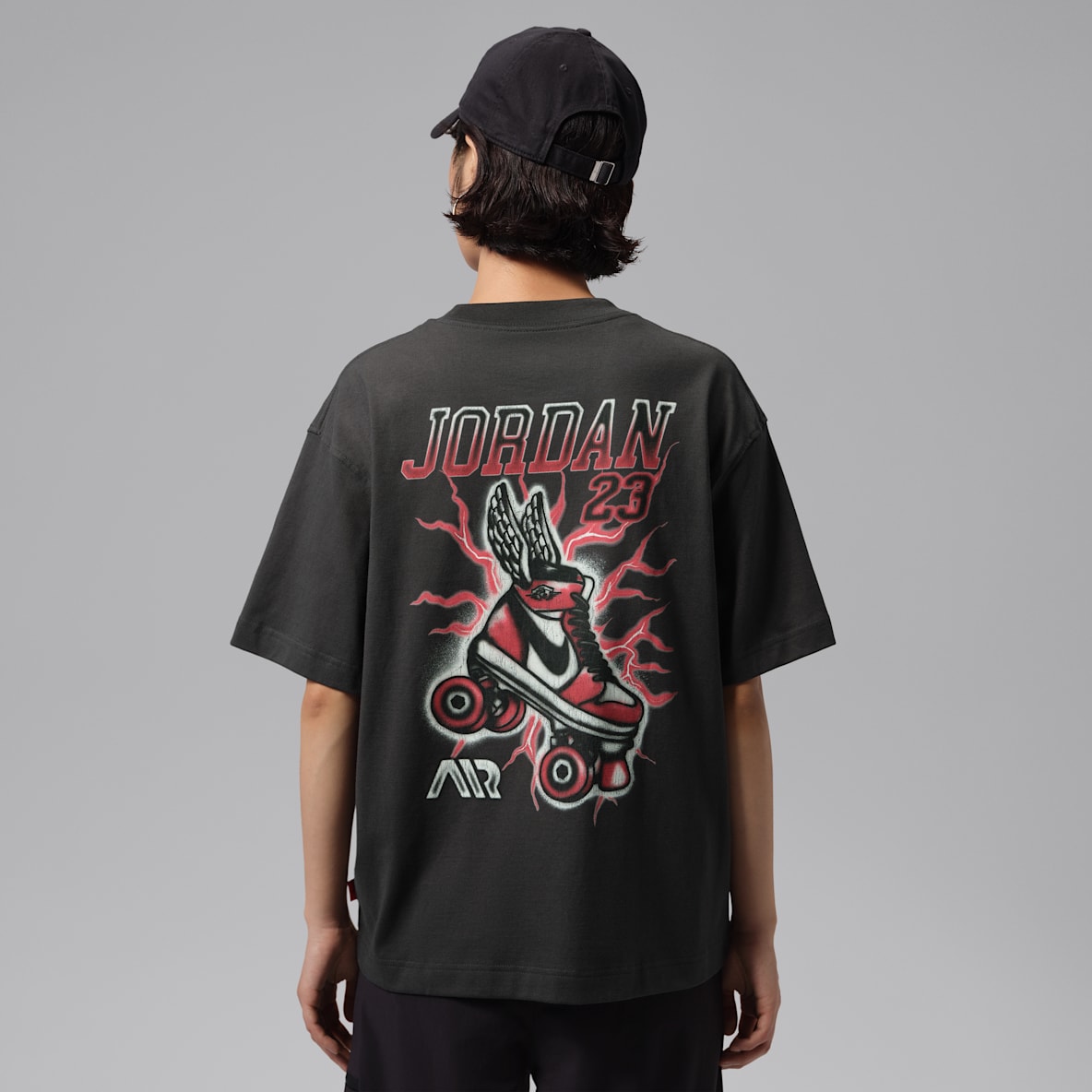 NIKE公式】 ジョーダン グラフィックTシャツ【ナイキ公式通販】